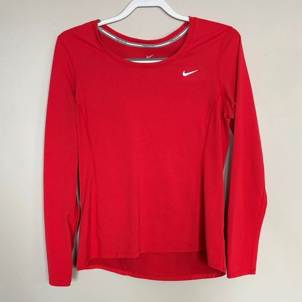 Nike Dri-FIT Women’s Running Long Sleeve Red Mesh Top Size M